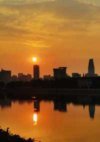 Ersha Island - Free camping and picnic spot in Guangzhou city.