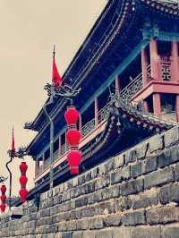 西安城牆主城門有四座：長樂門（東門），永寧門（南門）