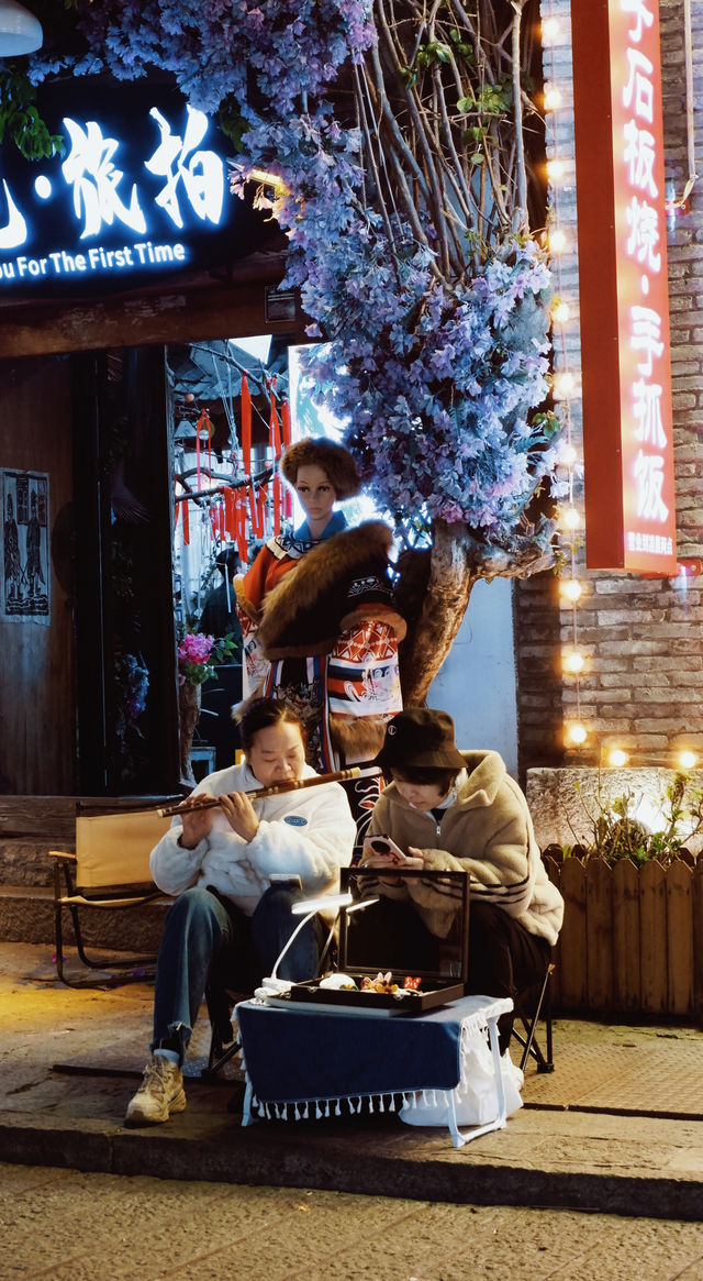 大理｜大理古城中的文藝夜市擺地攤路線
