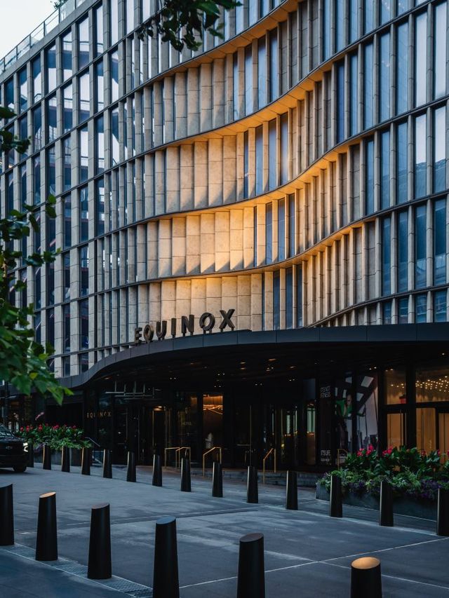 🏨✨ New York's Top Stays: Luxe & Trendy Spots Revealed 🗽💎