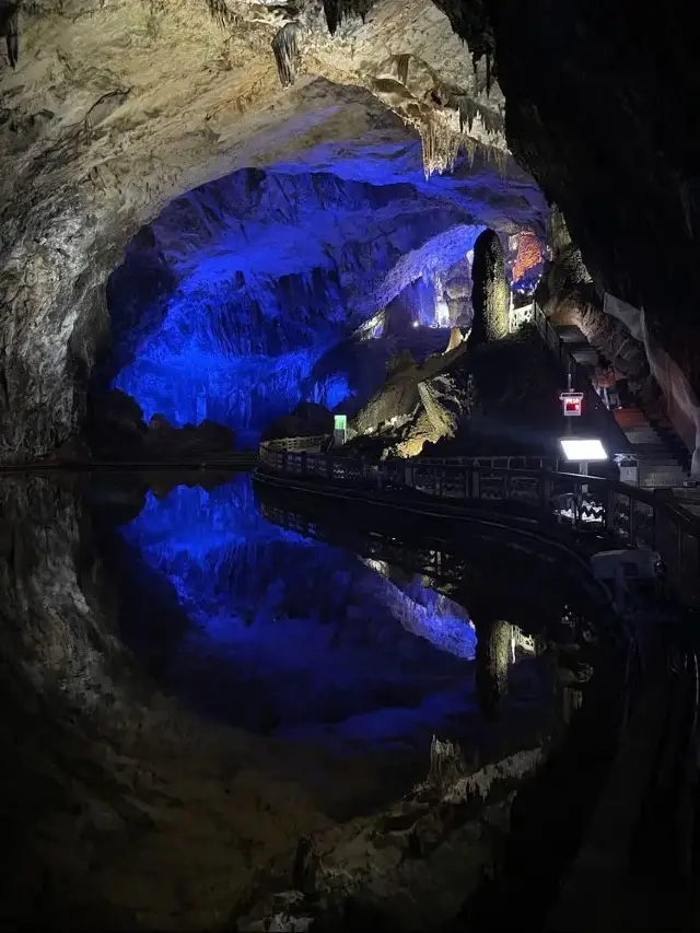 Step into the hidden underground world of Zhijin Cave (Part III)