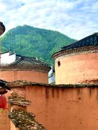 這居然是浙江的土樓差點以為是福建