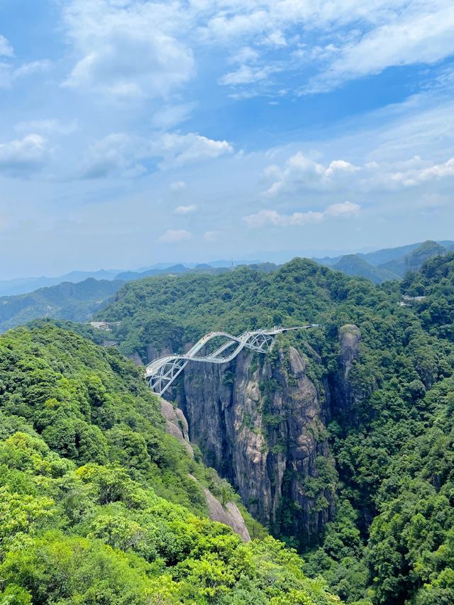 神仙居一半人間一半仙，神仙居之旅，是探秘之旅，尋夢之旅