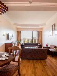 🌟 Lakeside Luxuries at Pokhara Grande! 🏨✨