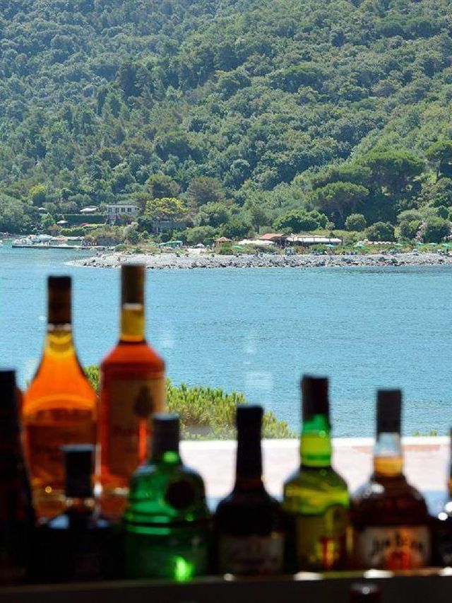 🌟 Enchanting Stays in Portovenere 🏨✨