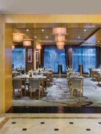 🌟 Shenzhen Stays: Guangdong Hotel's Comfort & Convenience 🛏️🌆