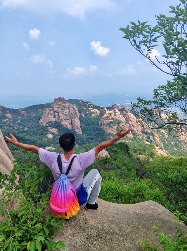 日照五蓮山 岩石頂的探索 望海峰登頂時刻與下山之路。