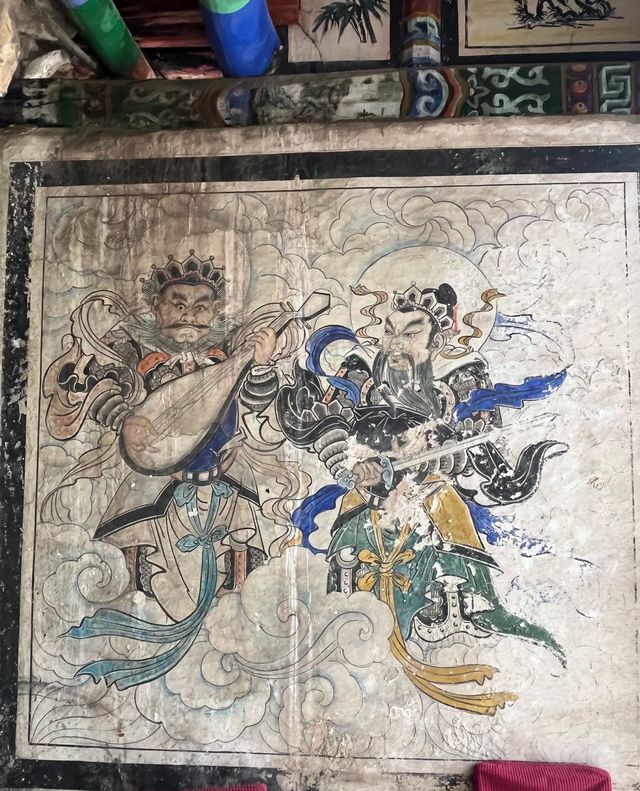 武安青煙寺村--法華洞石窟。