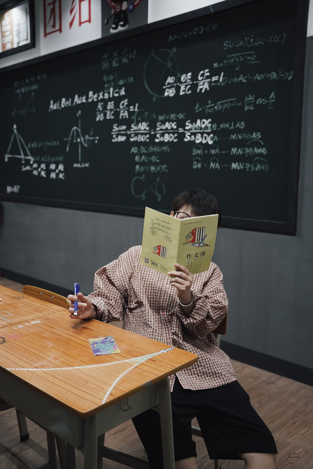哎呀不錯喔，周同學就在這裡！