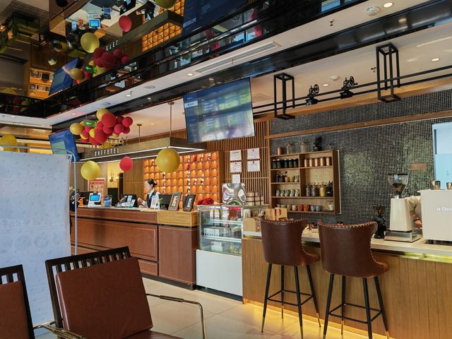 環魯自駕遊丨喆啡酒店。