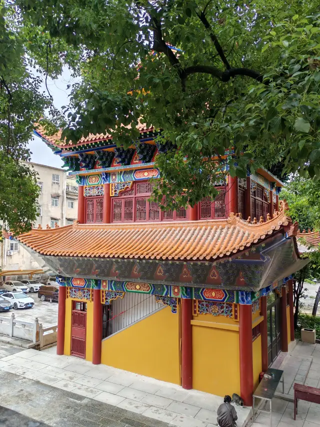 Baotong Zen Temple, a treasure land for meditation and enlightenment.