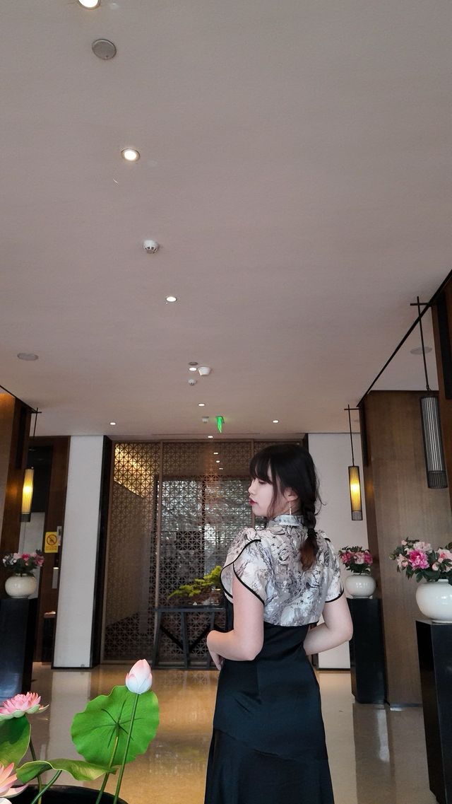 藏在山野間的中式酒店