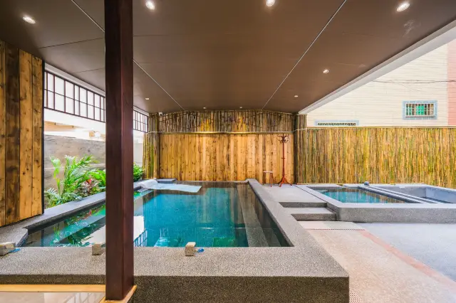 This newly opened Xiamen hot spring homestay is nice