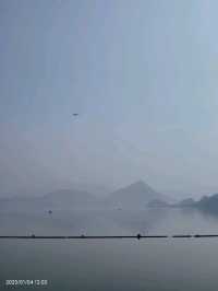 Travel Experience at Qingshan Lake in Hangzhou