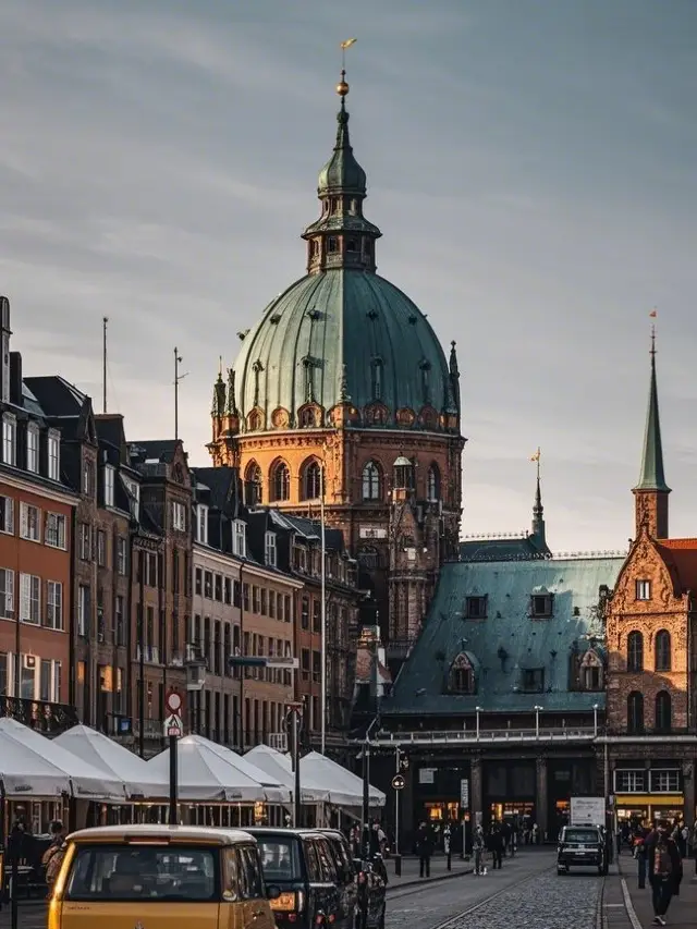 Title: Hamburg, Germany | A Dreamy Symphony of History and Romance on the Elbe 