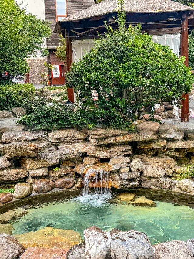 有山有水有溫泉，庭院溫泉酒店要藏不住了！
