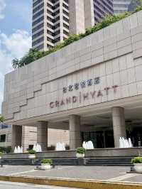 五星奢華中的城市藍海｜台北君悅酒店