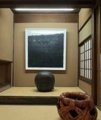 日本・150年歷史的傳統町屋中欣賞古董