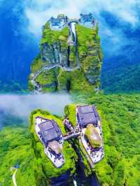 千祈唔好帶對象嚟梵淨山！情侶拖手行完『天橋』嘅結局太虐心…