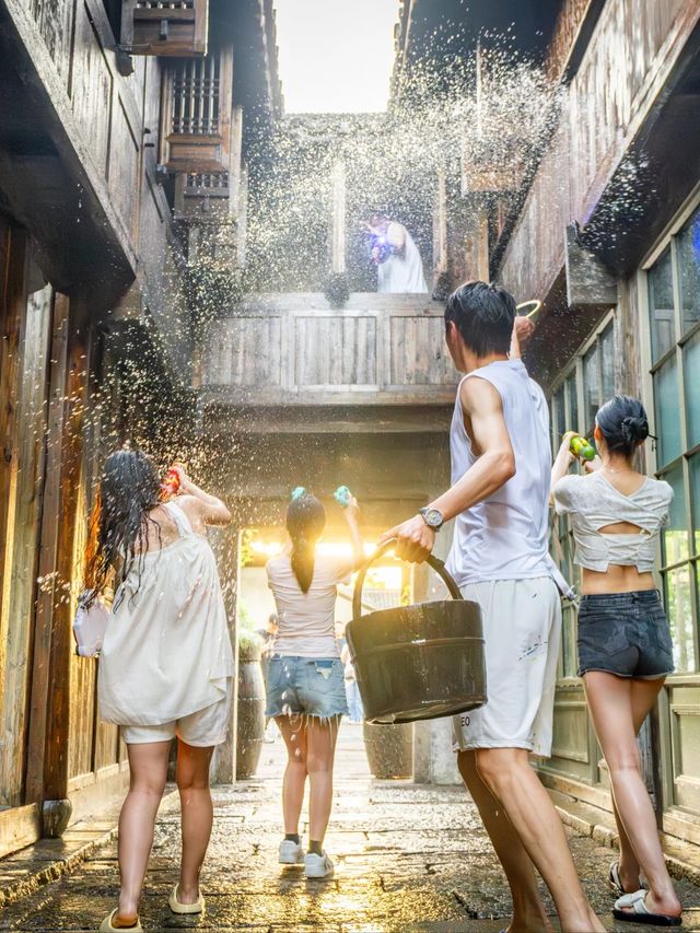 今個夏天又可以玩riverlife啦！