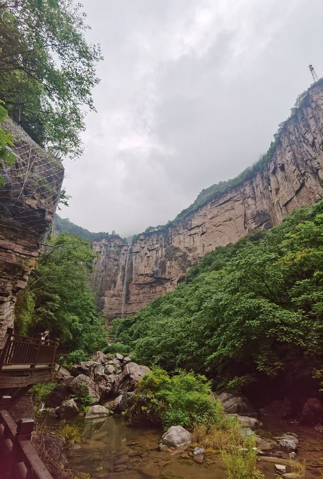八里溝山水秘境避暑戲水休閒遊