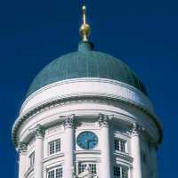 ⛪ Helsinki Cathedral – The White Heart of the City