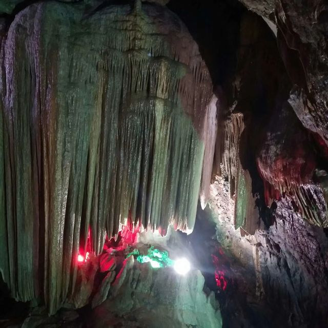 探秘通山隱水洞,咸寧必打卡的地下仙境! 探秘通山隱水洞,咸寧必打卡的地下仙境!