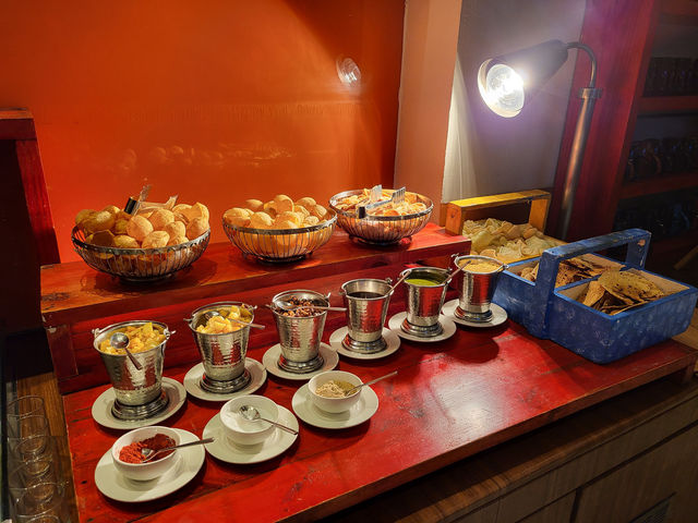 新德里 | 離機場5分鐘的宜必思