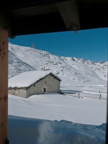 Free Winter Walk to Val Fex – Switzerland’s Quiet Alpine Paradise