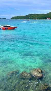 泰國格蘭島必玩攻略|浮潛+摩托艇+降落傘嗨翻天!