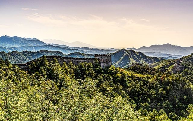 【秋遊金山嶺】錯峰登長城!看巨龍在萬山紅遍中甦醒,絕美到失語 【秋遊金山嶺】錯峰登長城!看巨龍在萬山紅遍中甦醒,絕美到失語