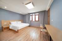 九華山下,我住這裡