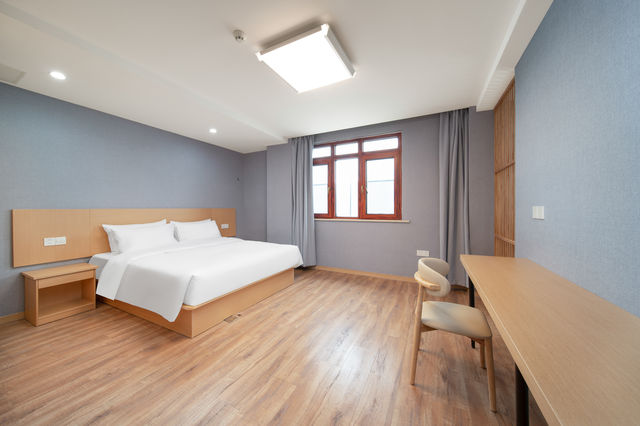 九華山下,我住這裡 九華山下,我住這裡