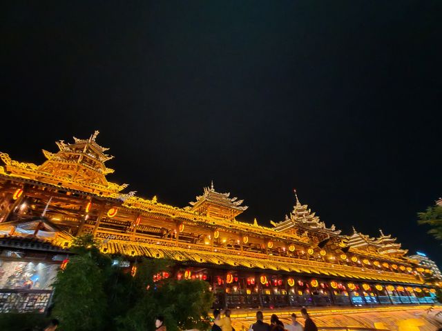 湖北恩施宣恩夜景絕了音樂噴泉居然整晚表演?! 湖北恩施宣恩夜景絕了音樂噴泉居然整晚表演?!