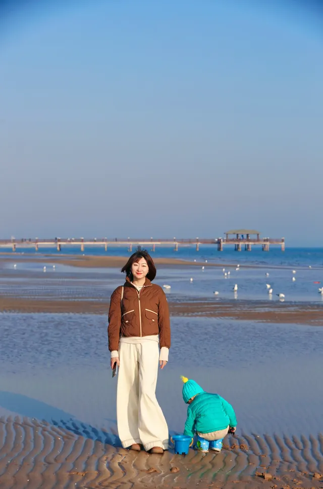 冬季秦皇島海邊這樣穿，包出片兒！