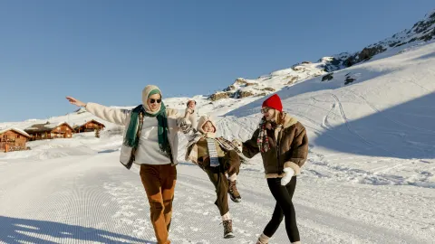 Be a fairytale protagonist for a day at the Pine Forest Snow House. — traveler post in Lyon