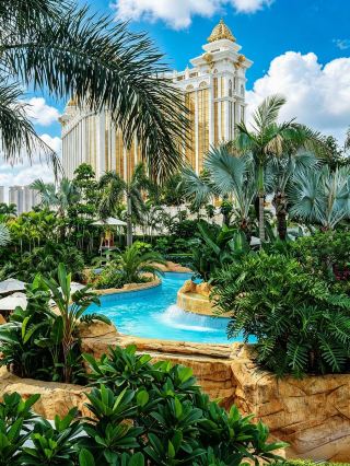 It's incredibly popular!! Galaxy Macau's laid-back resort