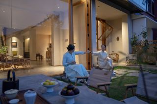 [By the East River Lake, Lanting Xuchengyuan Homestay]