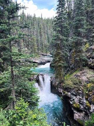 Summer friends trip to Canada perfect guide