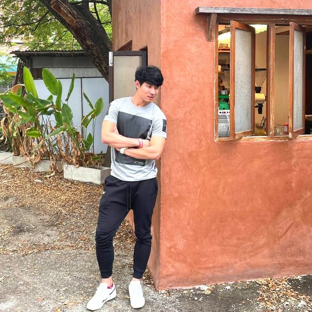 🏞️ กาแฟใต้ต้นไม้