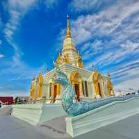วัดแสนสุข วัดสวยชลบุรี