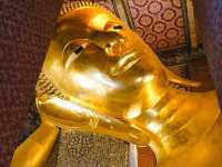ไหว้พระขอพร เสริมความปัง วัดพระเชตุพนฯ 