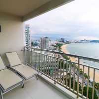 Holiday Inn Pattaya โรงแรมติดหาดพัทยา