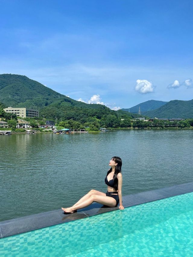 욕조 안에서 즐기는 리버뷰 객실!