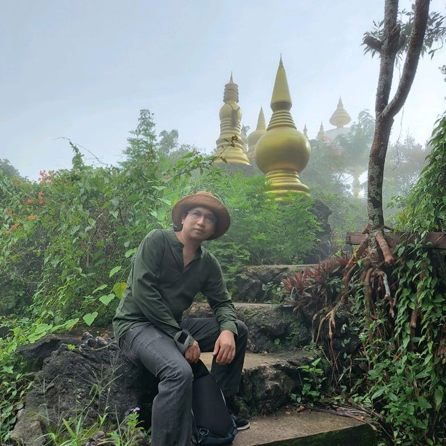 อุทยานธรรมเขานาในหลวง   จ.สุราษฎร์ธานี