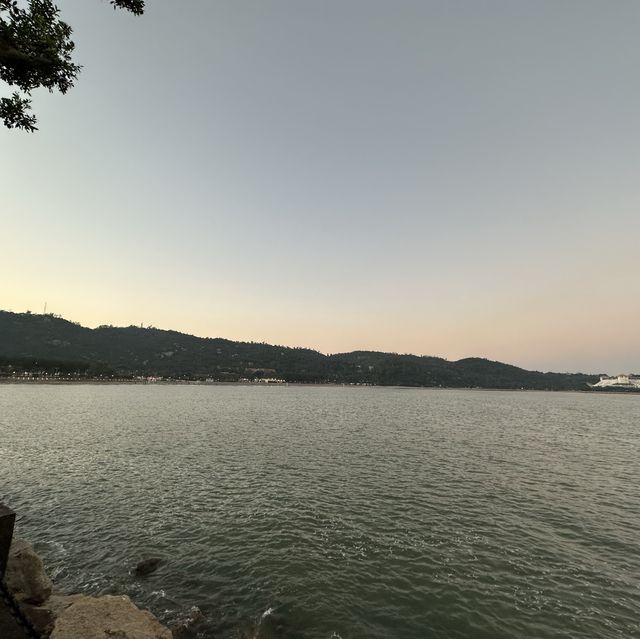 Sunset at Hac Sa Long Chao Kok Coastal Trail