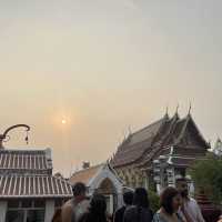 Beautiful sunset with amazing temple views 