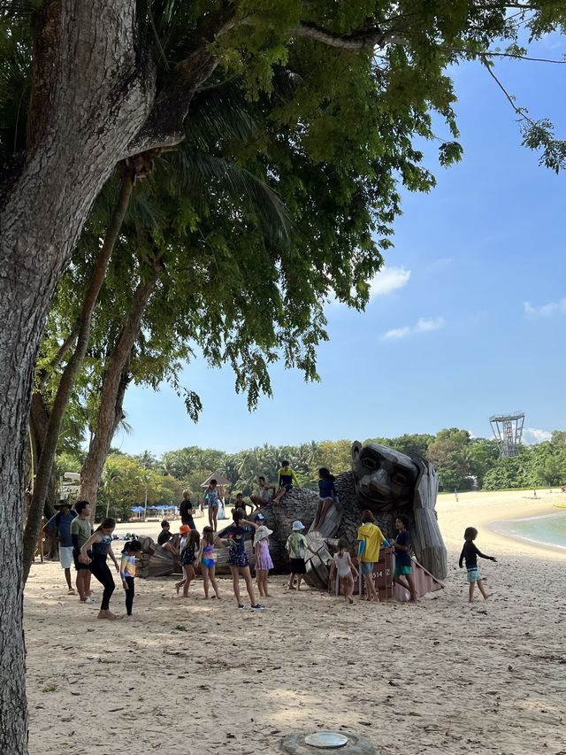 Gentle giants at Sentosa 