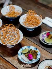 🍜 ข้าวซอย 100 ปี สูตรตาหงษ์