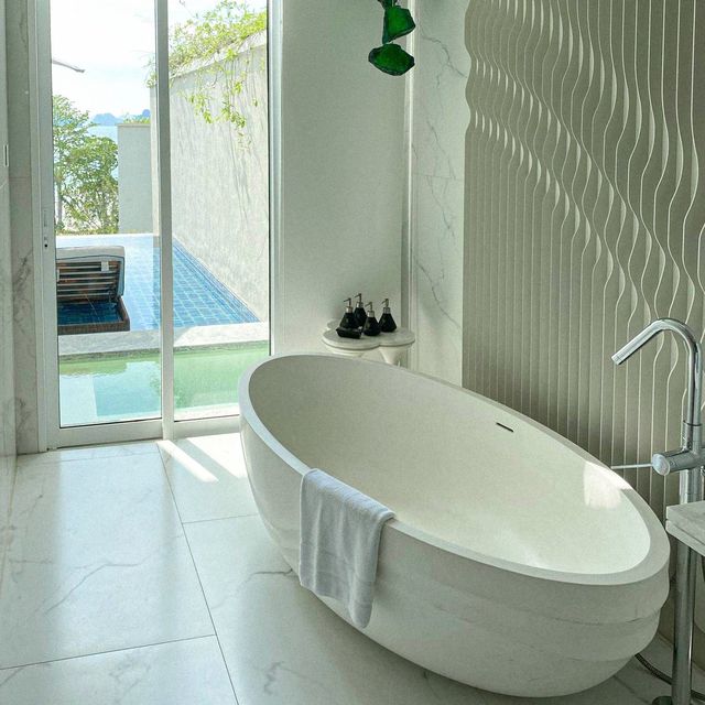 Banyan Tree Krabi โรงแรมหรูบนหาดทับแขก